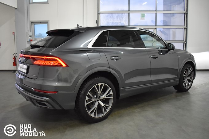 AUDI Q8 50 TDI 286 CV quattro tiptronic Sline